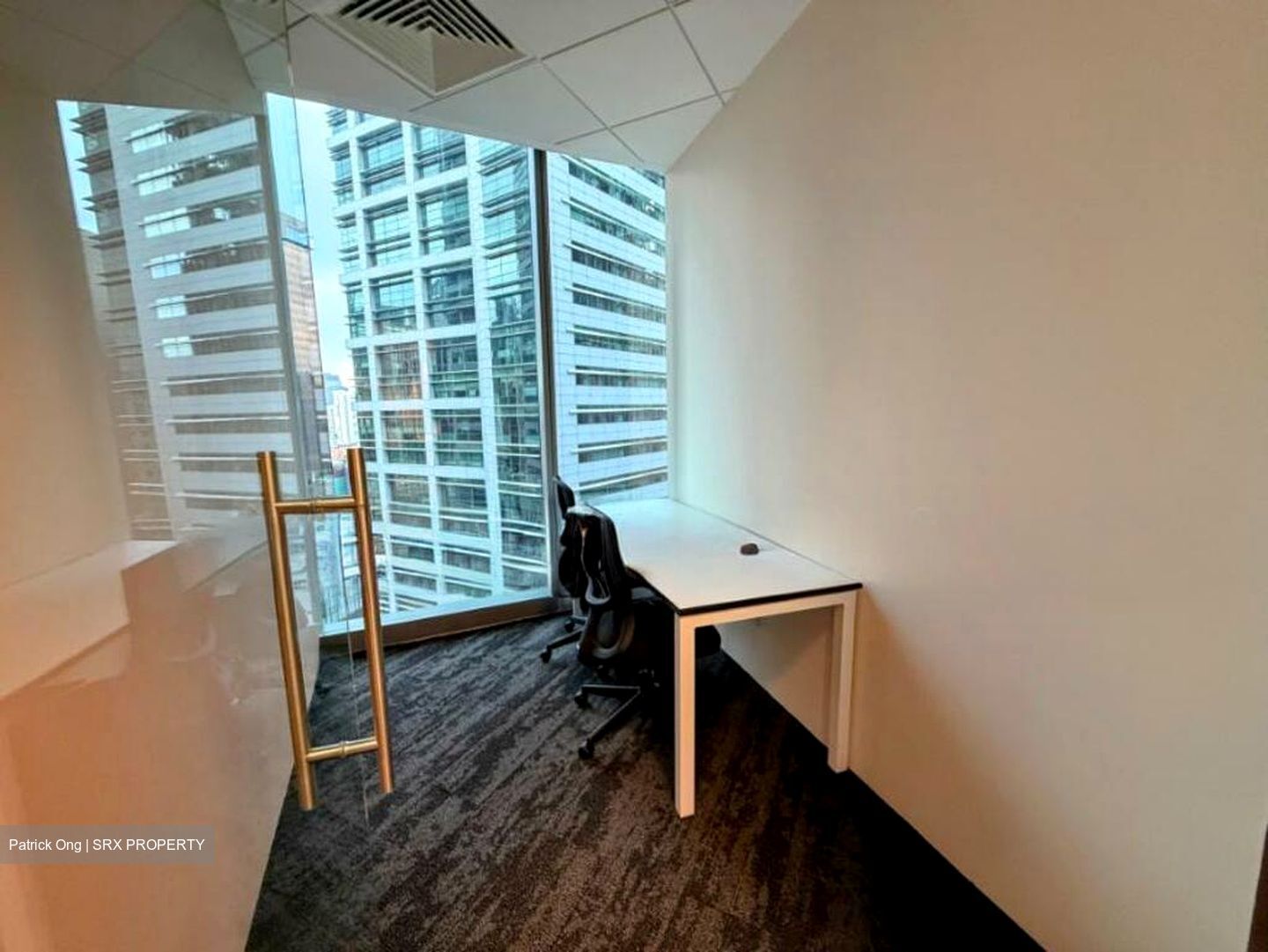 Tung Centre (D1), Office #523190301